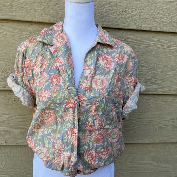 Vintage Floral Button Up - Picture 1 of 3